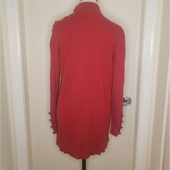 Embroidered heart sewing crest sweater - Picture 4 of 9